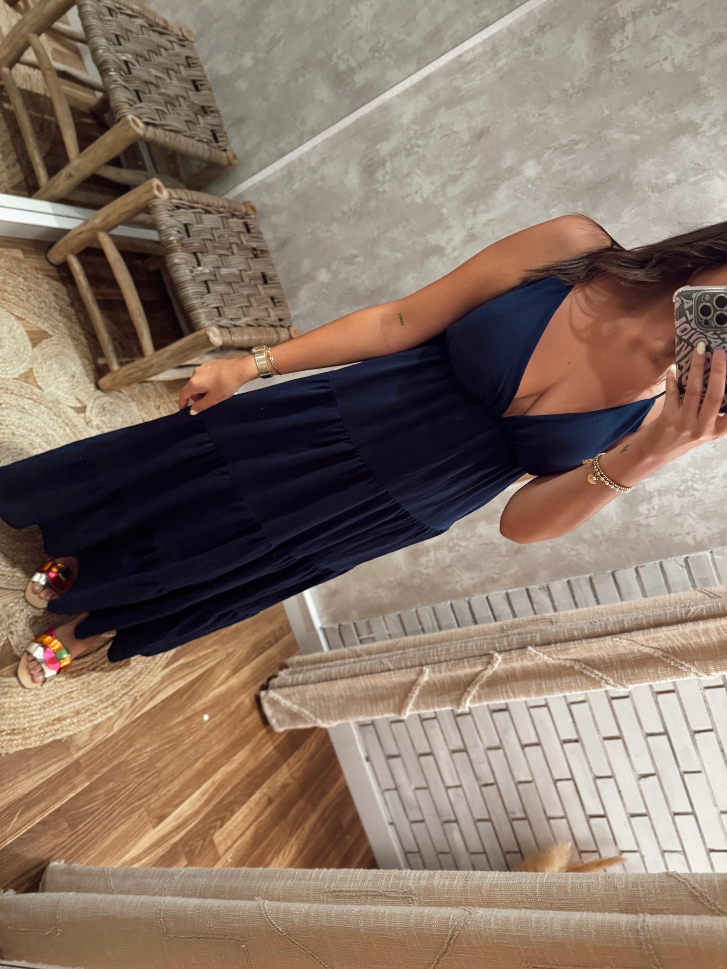 Vestido Comprido em Camadas com Alças Finas