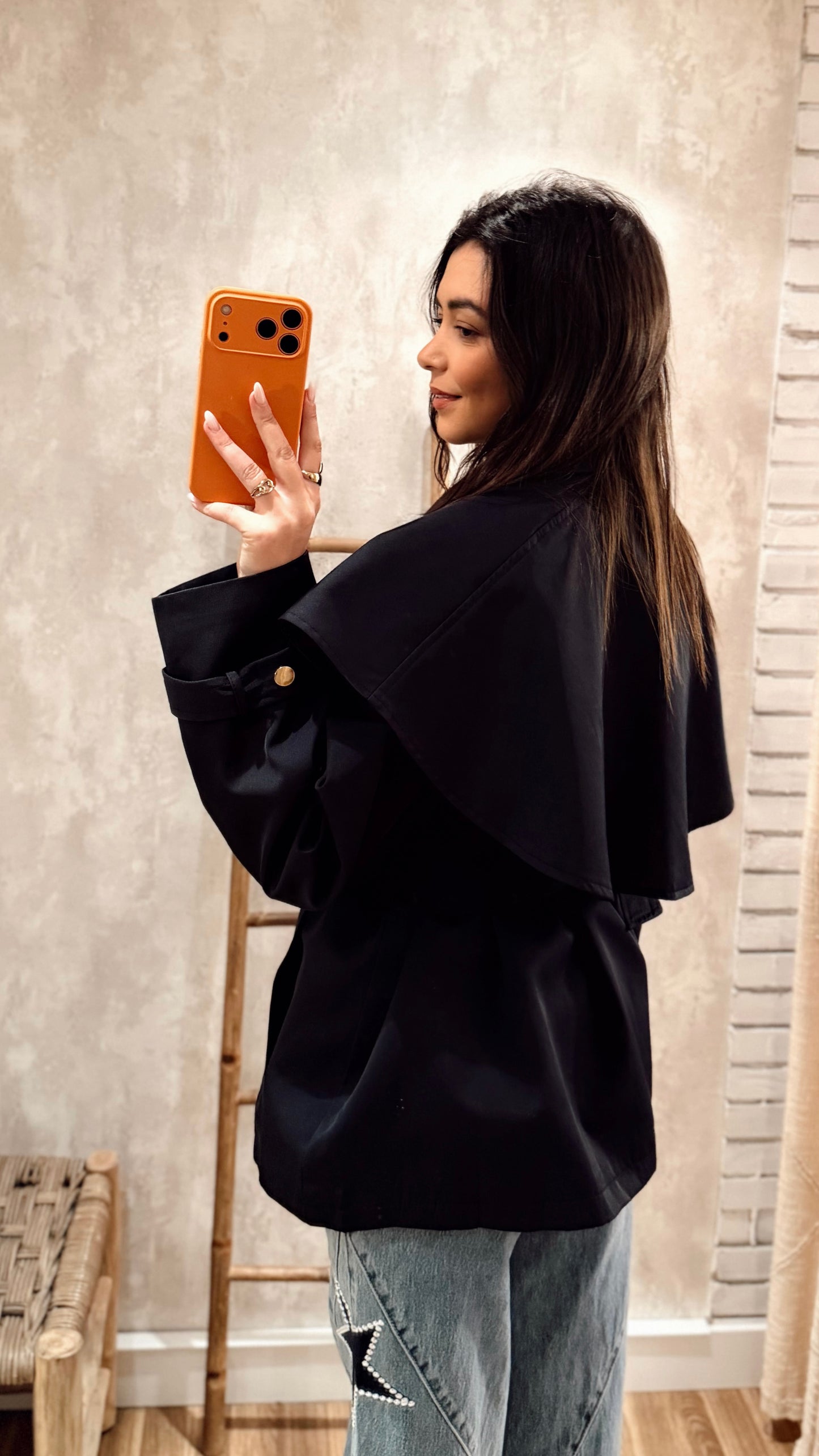 Casaco estilo gabardine em azul-marinho