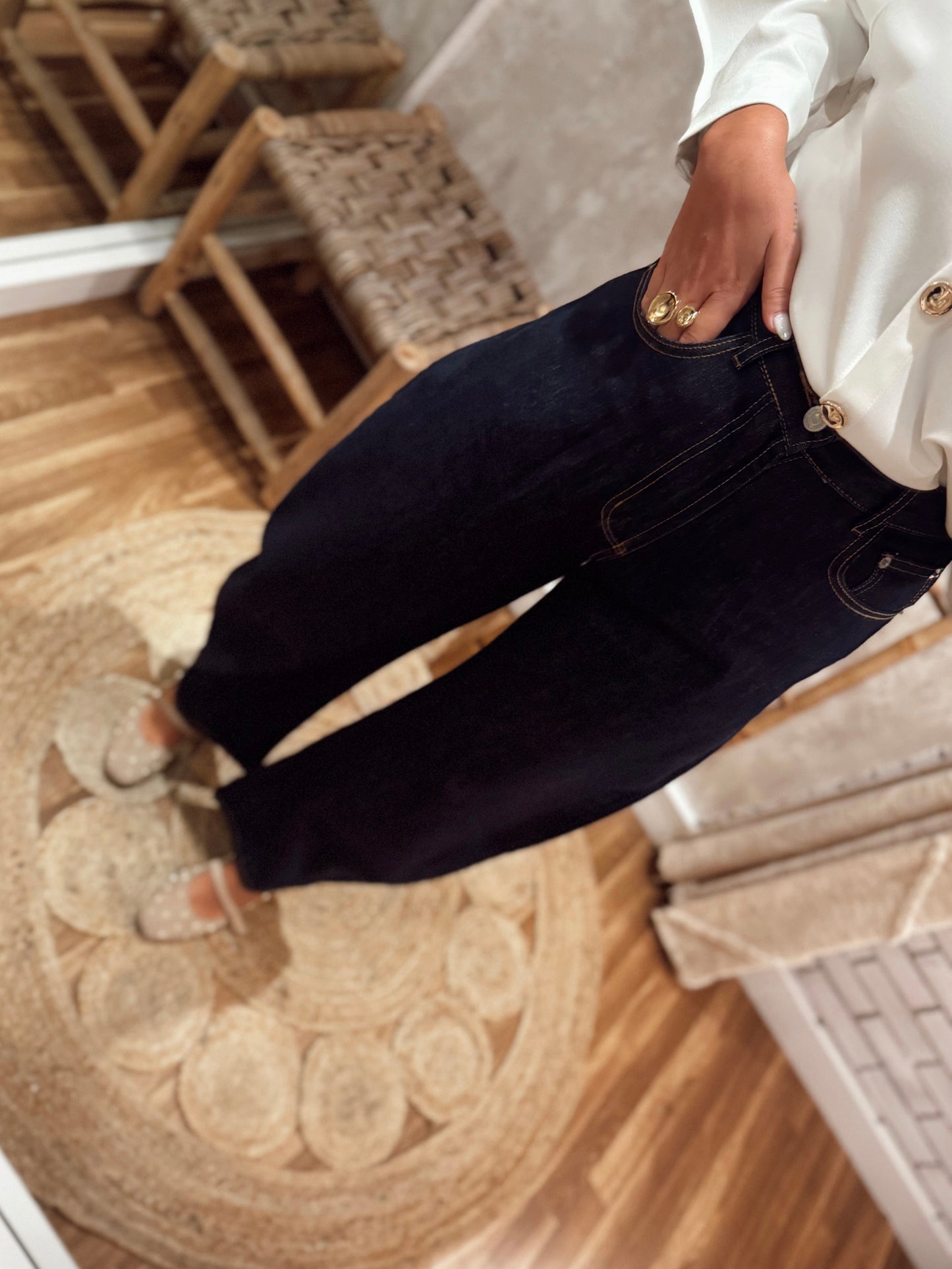 Jeans modelo ballon em ganga escura - Mochy