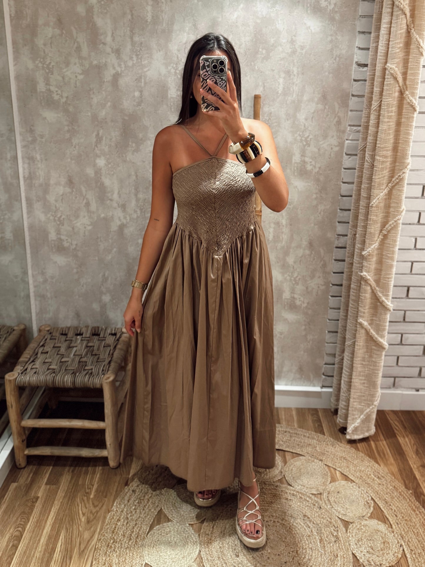 Vestido comprido em popelina com efeito corpete em favo de mel- mocha mousse