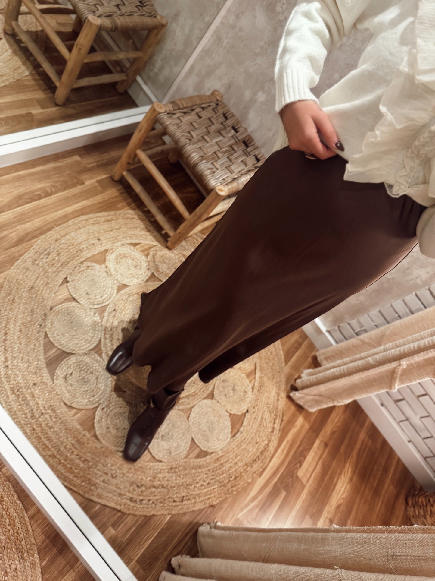 Saia Midi Acetinada