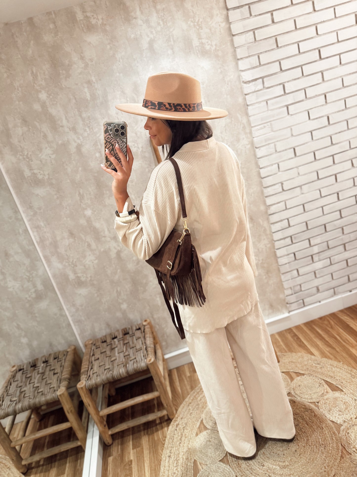 Conjunto de calça e casaco