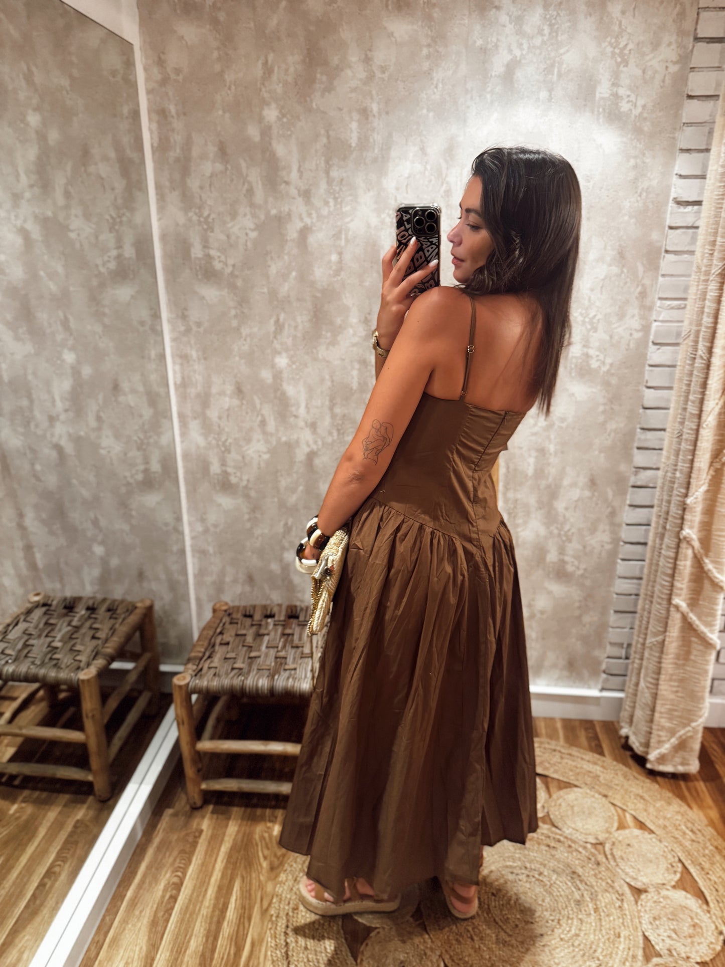 Vestido c/efeito corpete - castanho
