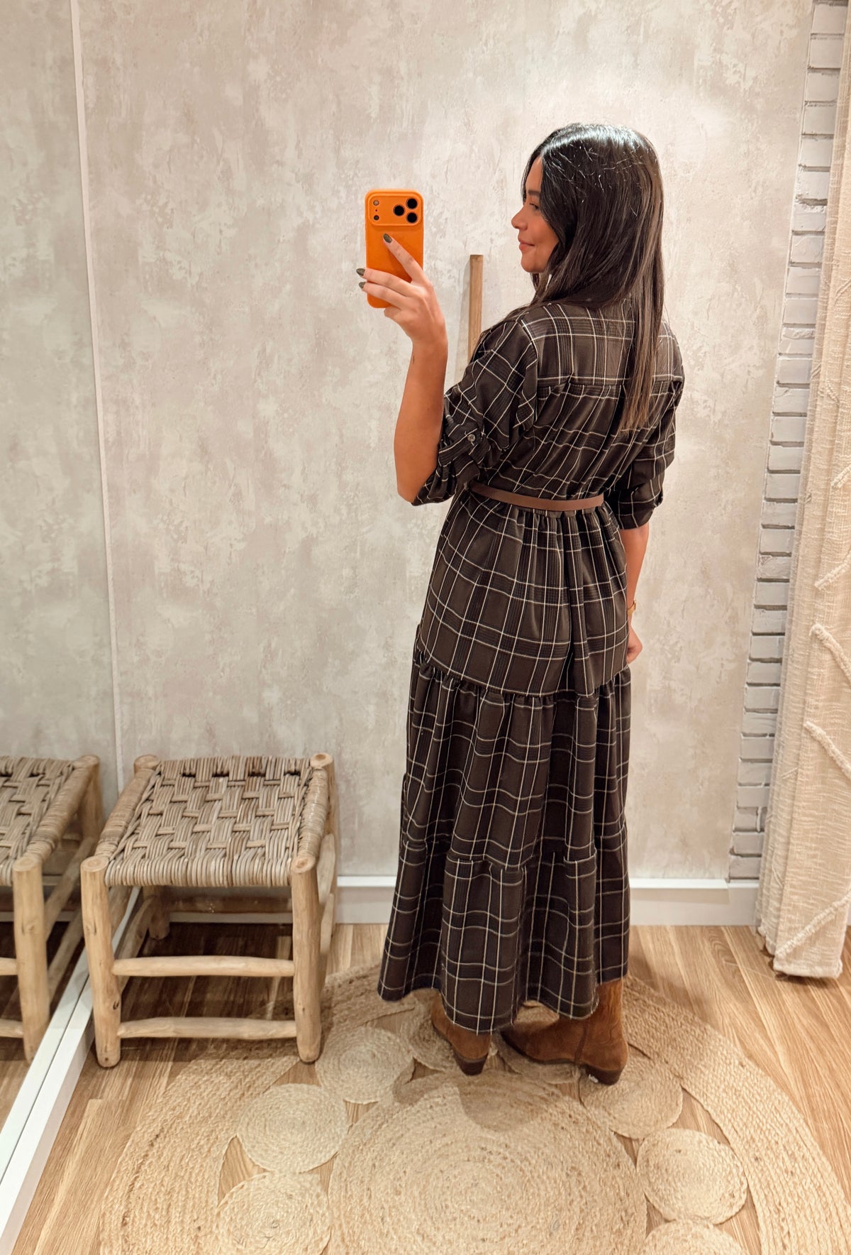 Vestido Camiseiro com Folhos