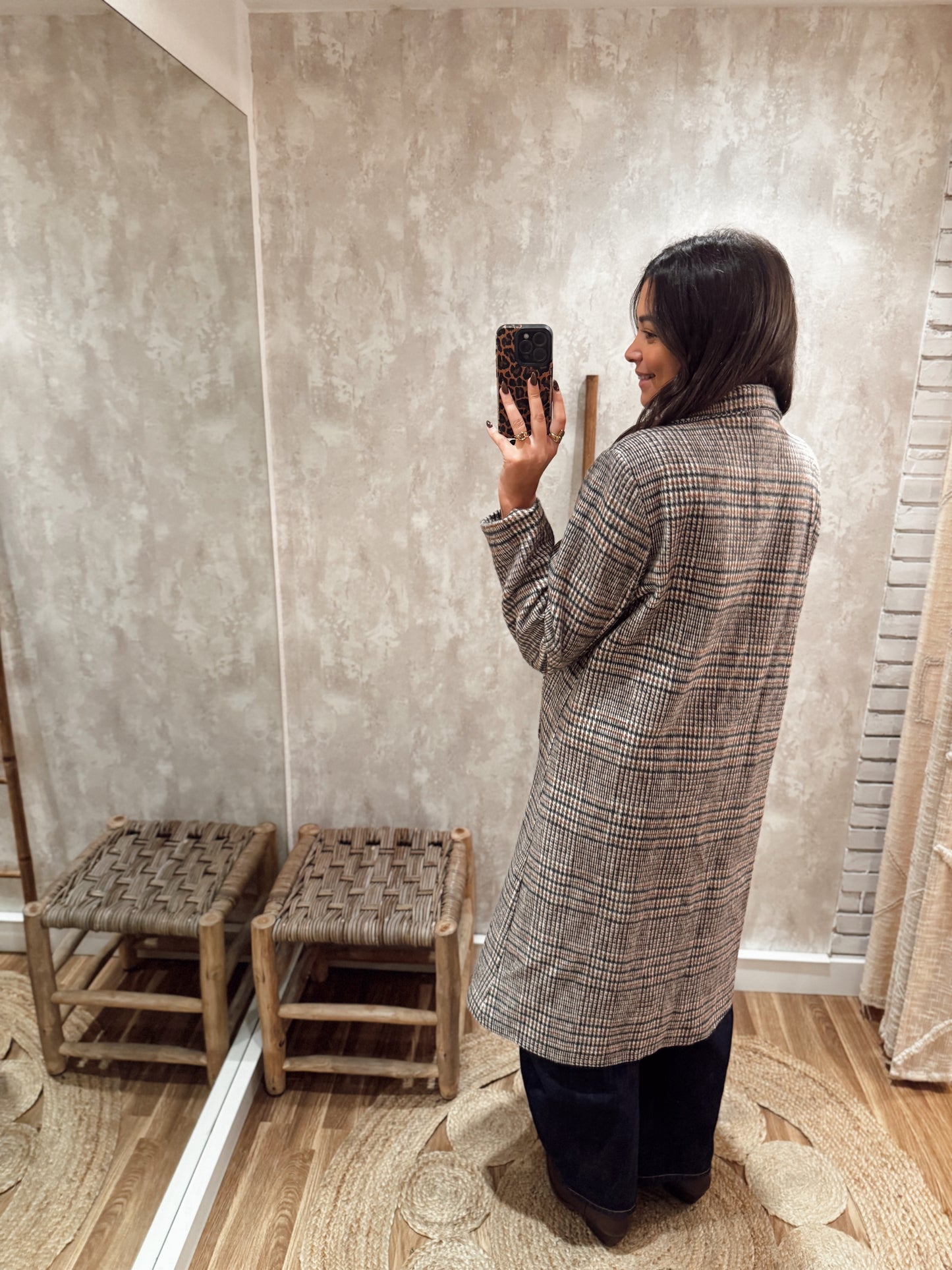 Casaco Clássico em Fazenda com Alfinetes Removíveis- preto/branco/castanho