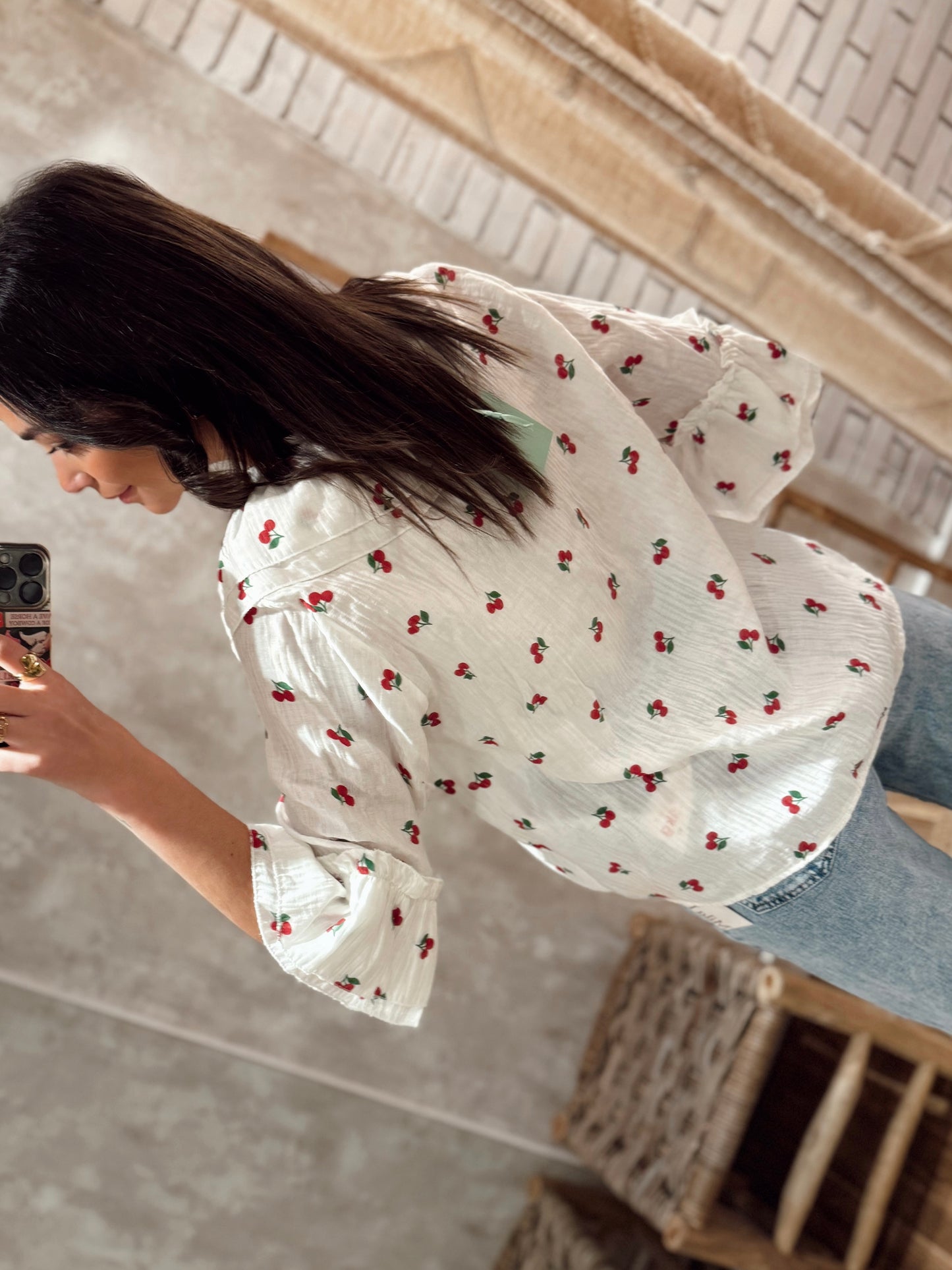 Blusa c/cerejas