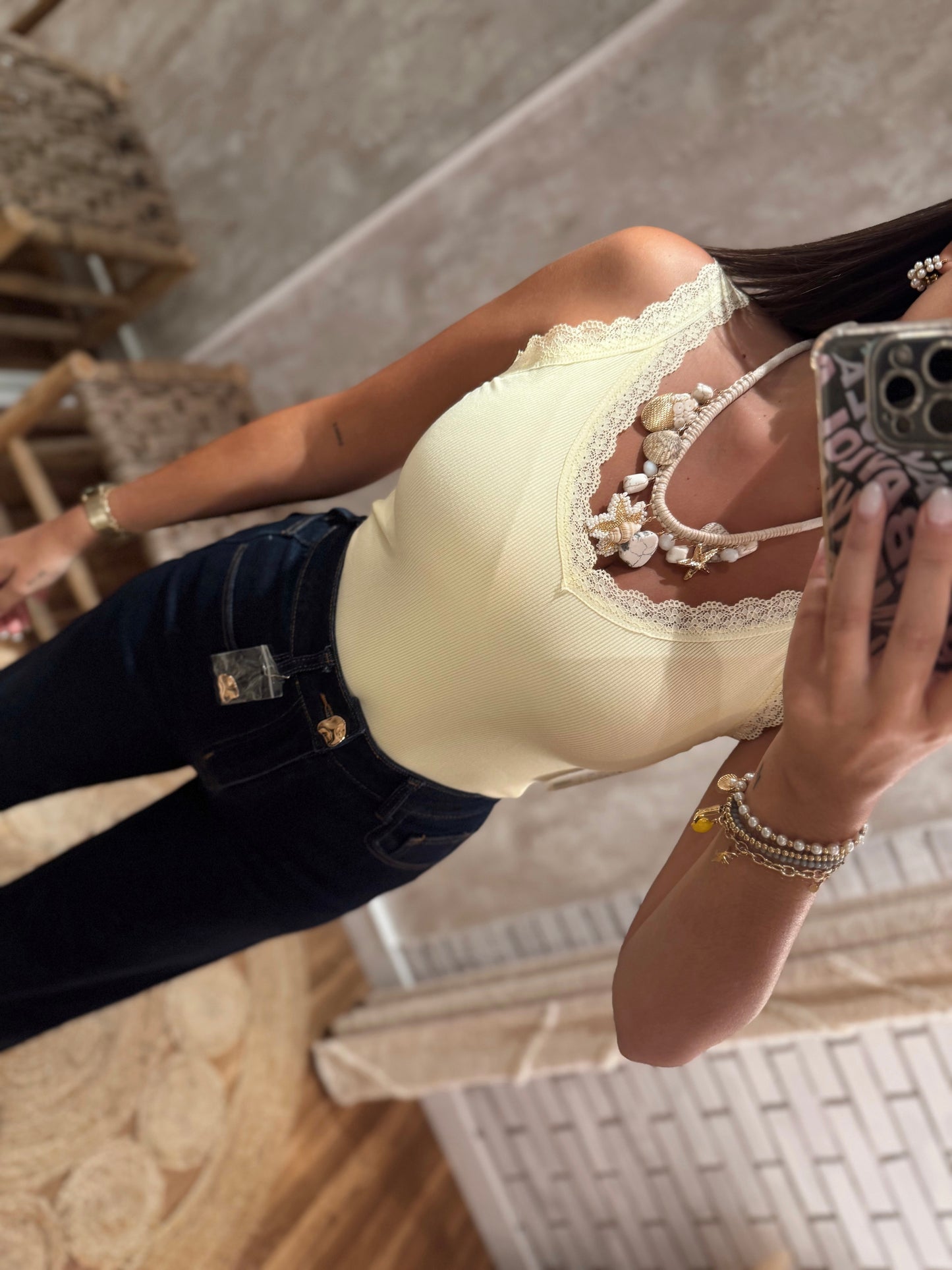 Body em malha canelada c/renda