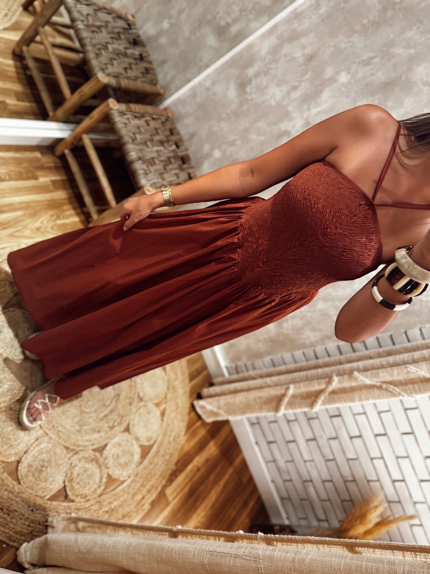 Vestido comprido em popelina com efeito corpete em favo de mel- Telha
