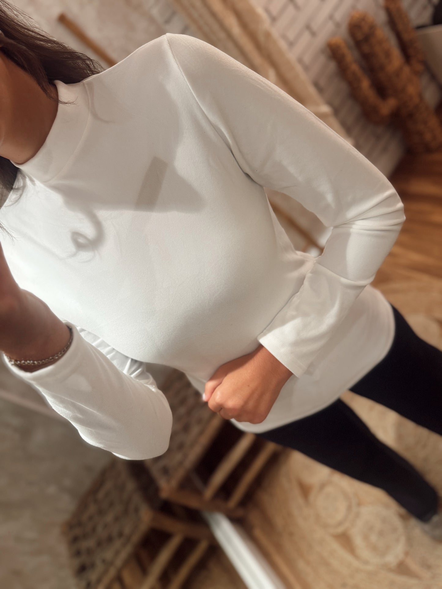 Camisola básica cardada com /pêlo interior e gola