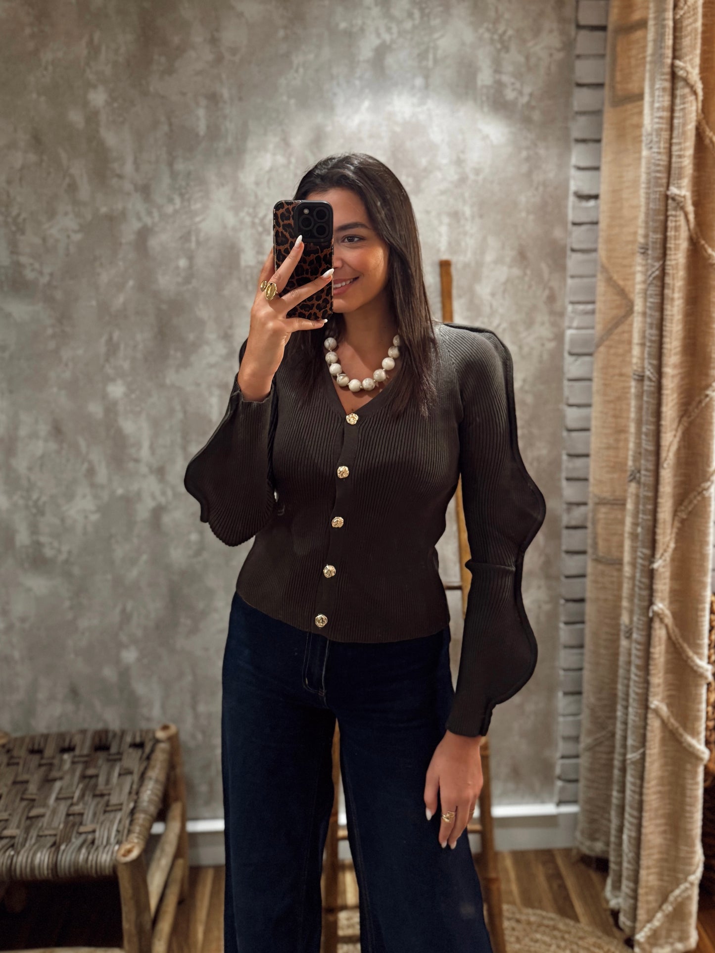 Chaqueta de punto acanalado con detalle de mangas estructuradas - Mochy