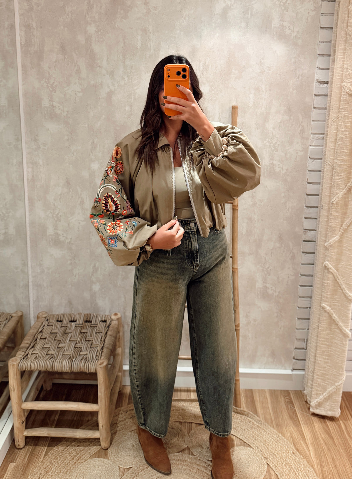 Bomber com Mangas Balão e estampa floral