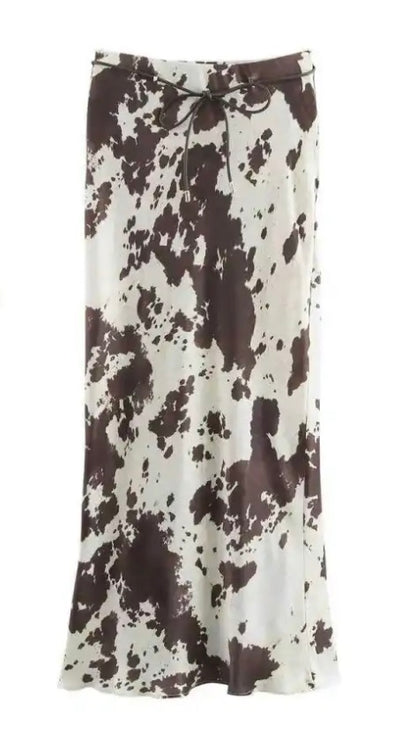 Falda de satén con estampado de vaca
