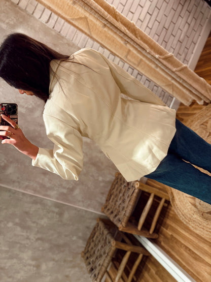 Blazer Mochy amarillo claro