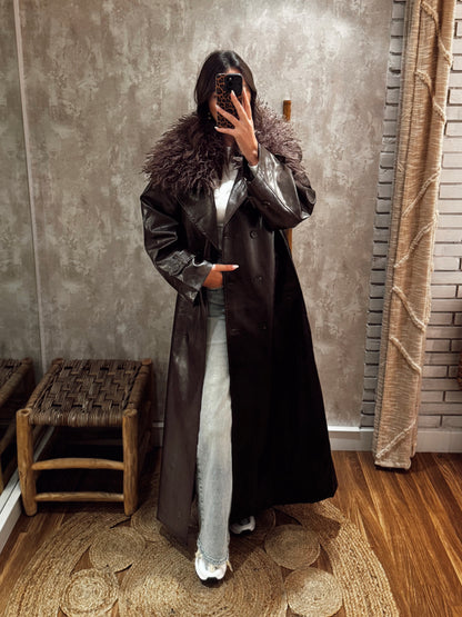 Gabardine forrada c/pêlo castanha - Mochy