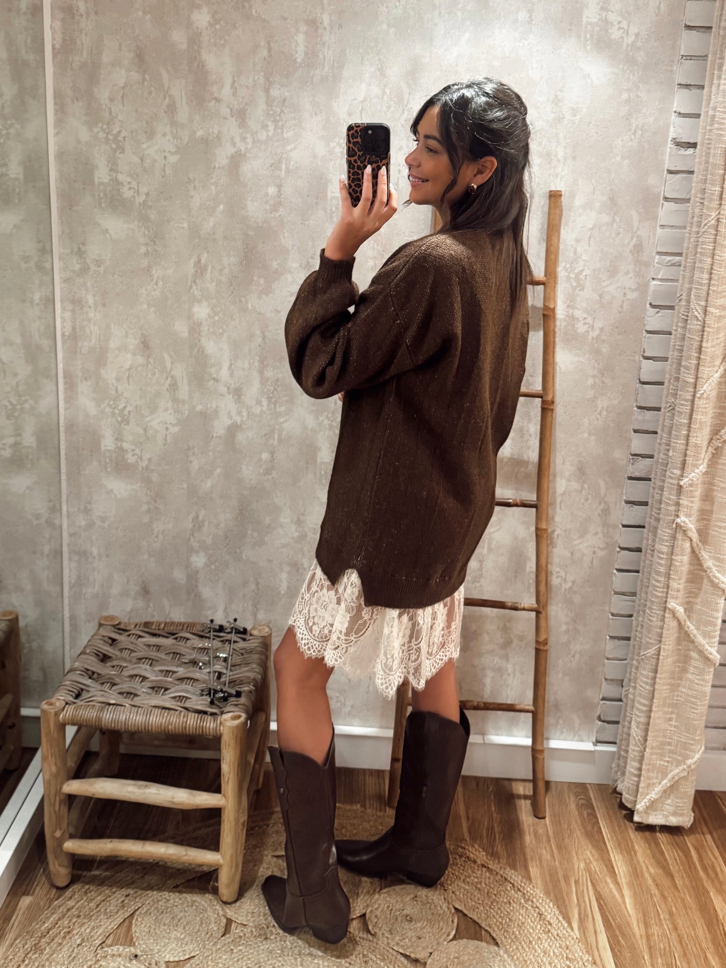 Camisola/vestido c/renda na parte inferior