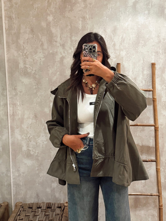 Chaqueta estilo gabardina con encaje - Verde