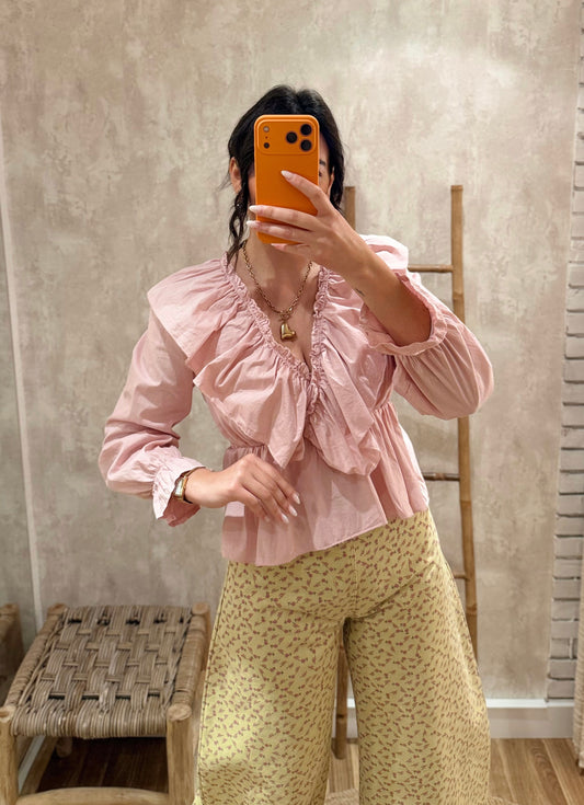 Blusa em algodão com folhos