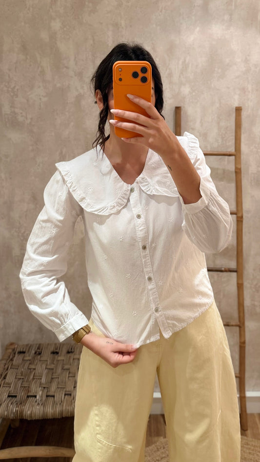 Camiseiro bordado em algodão