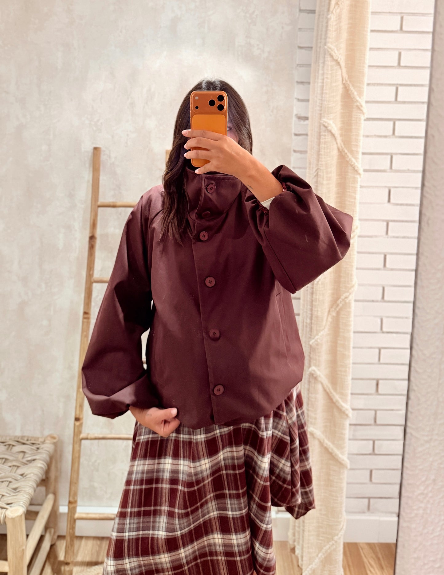 Gabardine Bomber com Gola Alta