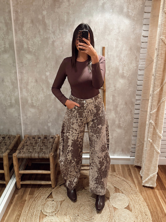 Jeans modelo Ballon c/animal print - Mochy