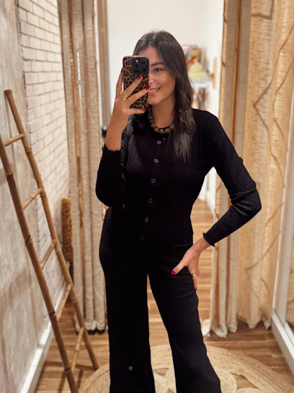 Conjunto de malha com cardigan e calça