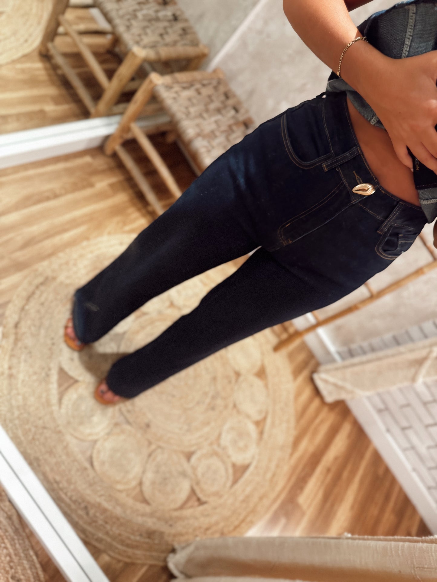 Conjunto de top e calça em ganga