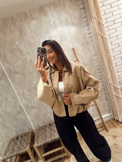 Bomber em camurça oversized -Bege