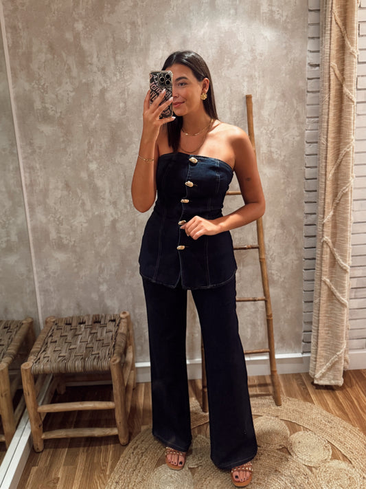 Conjunto de top e calça em ganga