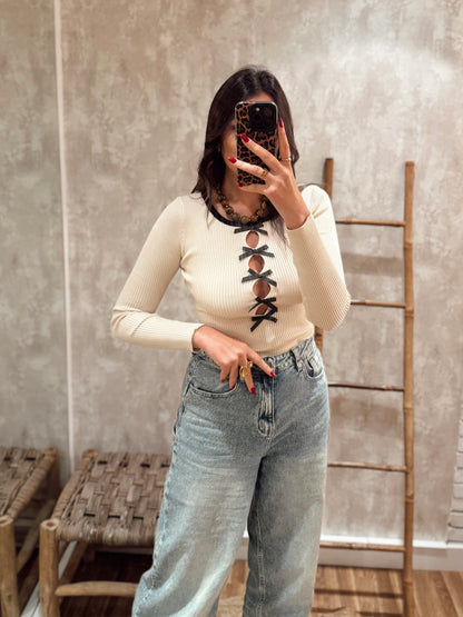 Body em malha canelada c/laços