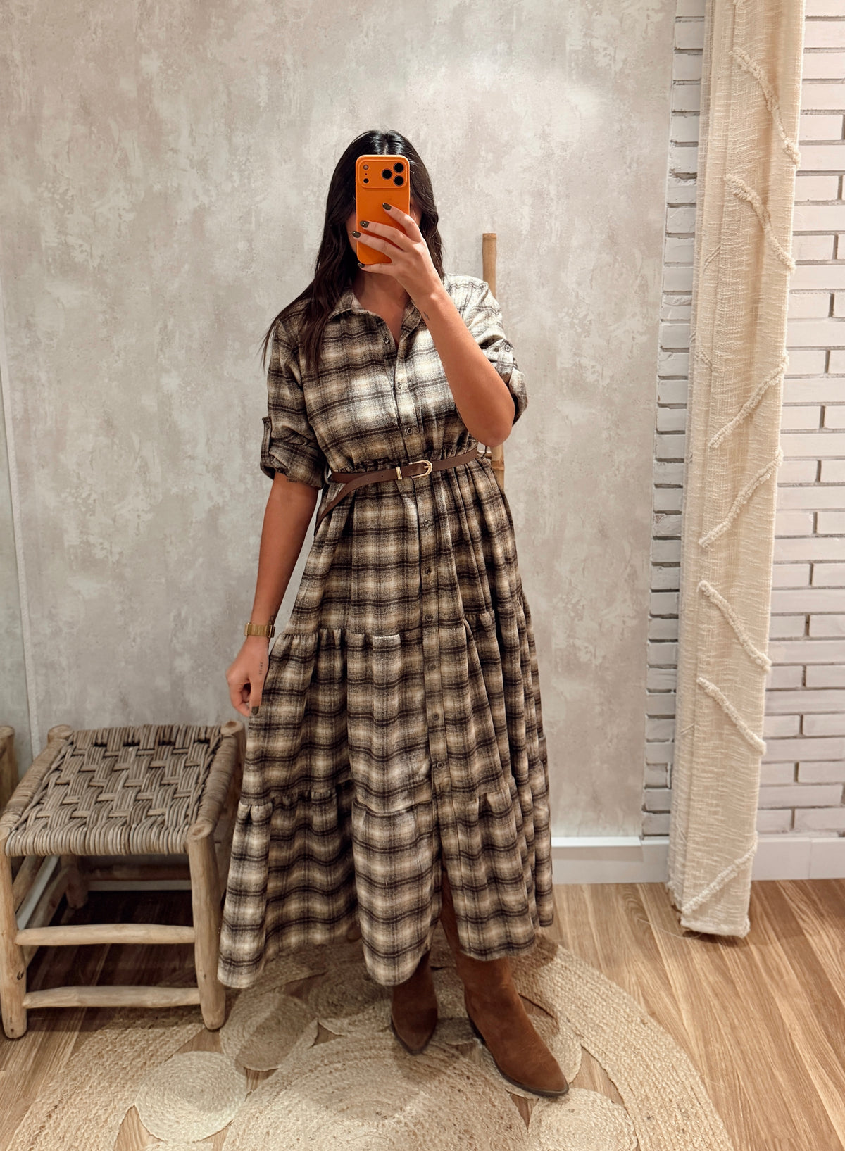 Vestido Camiseiro com Folhos
