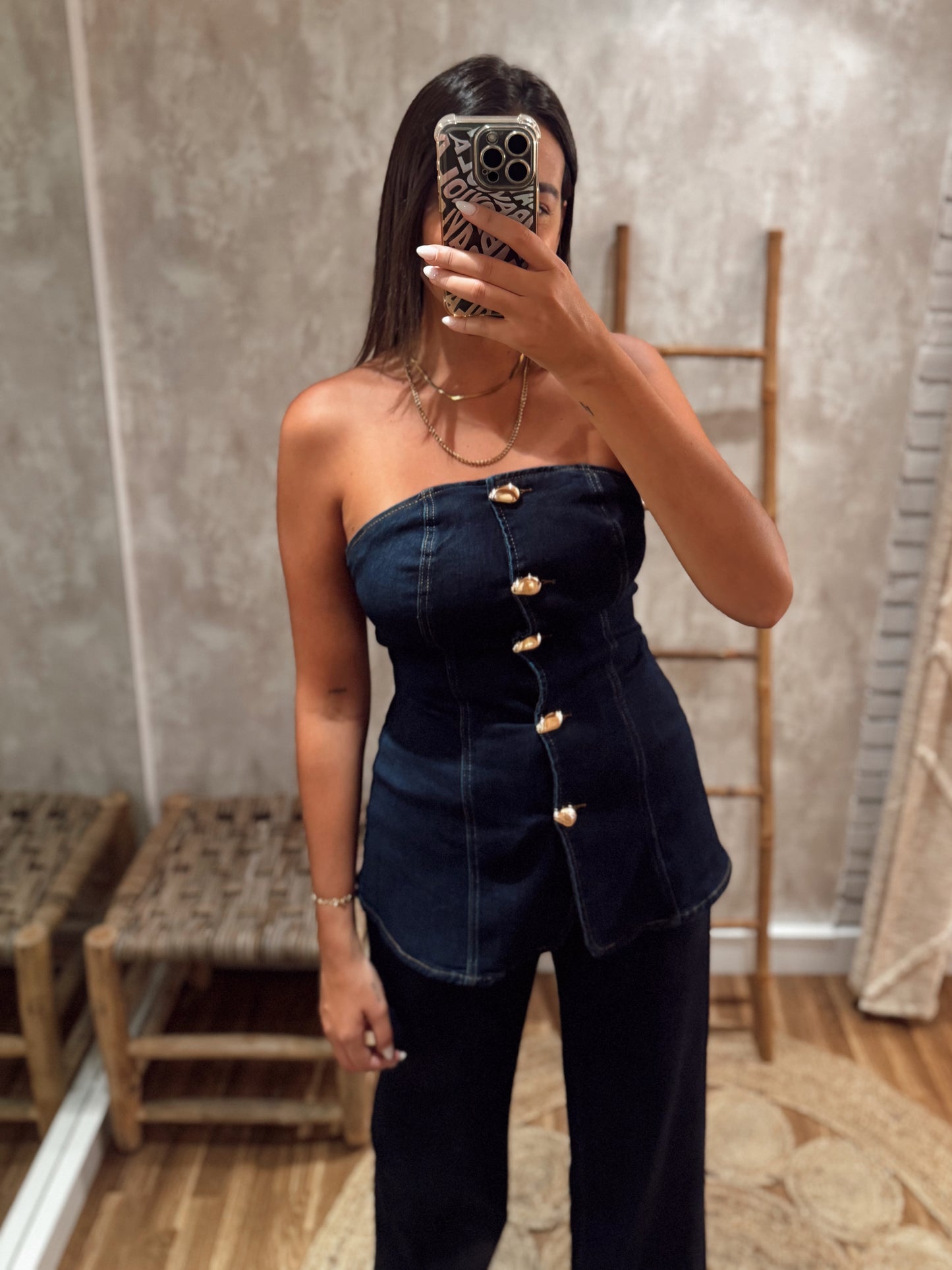 Conjunto de top e calça em ganga