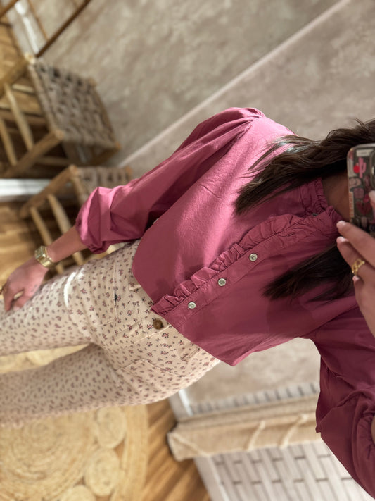 Camisa con mangas abullonadas y cuello sacerdote