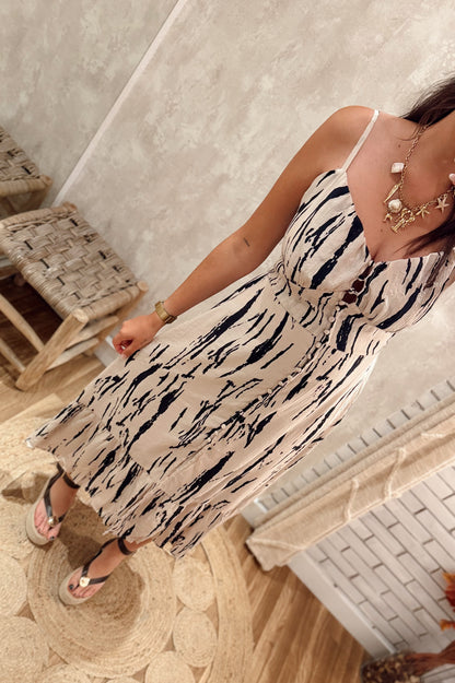 Vestido Midi Estampado com Botões Frontais