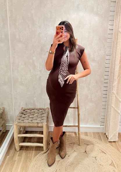 Vestido de Malha com Lenço