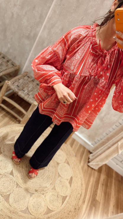 Blusa Paisley “Scarf Print” Fluida