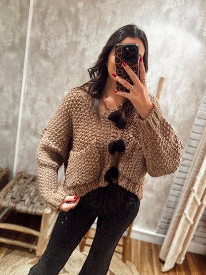 Casaco de malha grossa com textura e laços