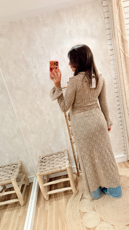 Kimono Comprido Texturado com Folhos