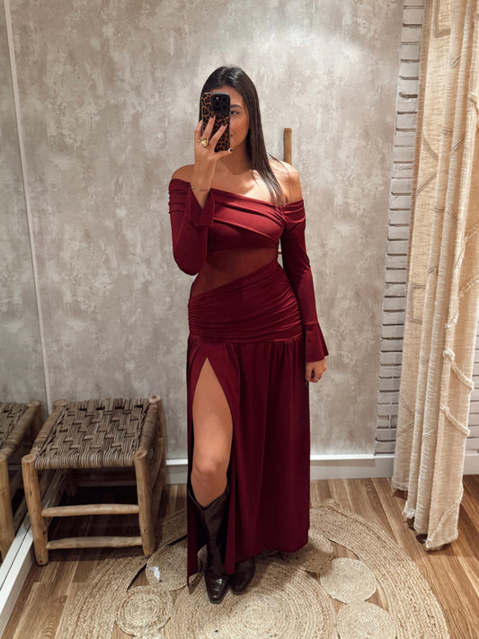 Vestido comprido de manga comprida c/ decote ombro a ombro e recorte com tule transparente