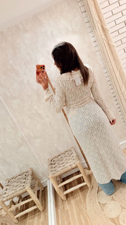 Kimono Comprido Texturado com Folhos