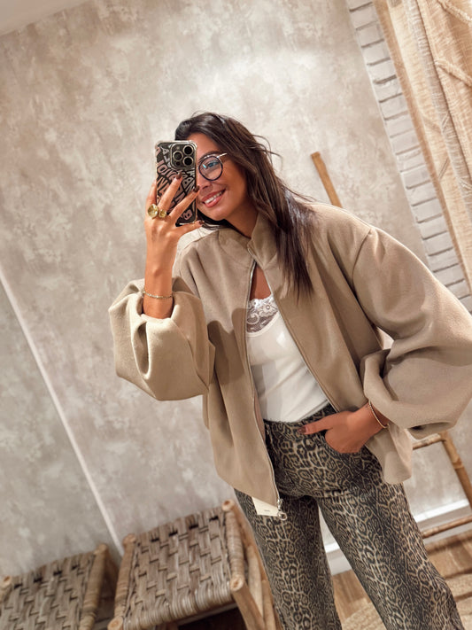Bomber com mangas abalonadas - Bege