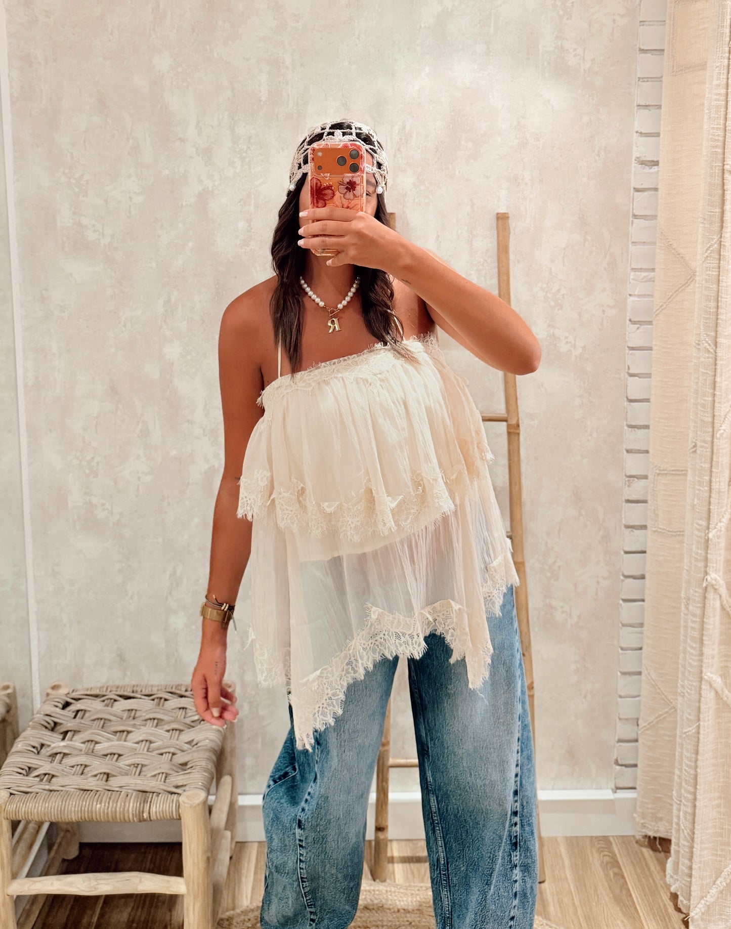 Top c/folhos e renda - Mochy