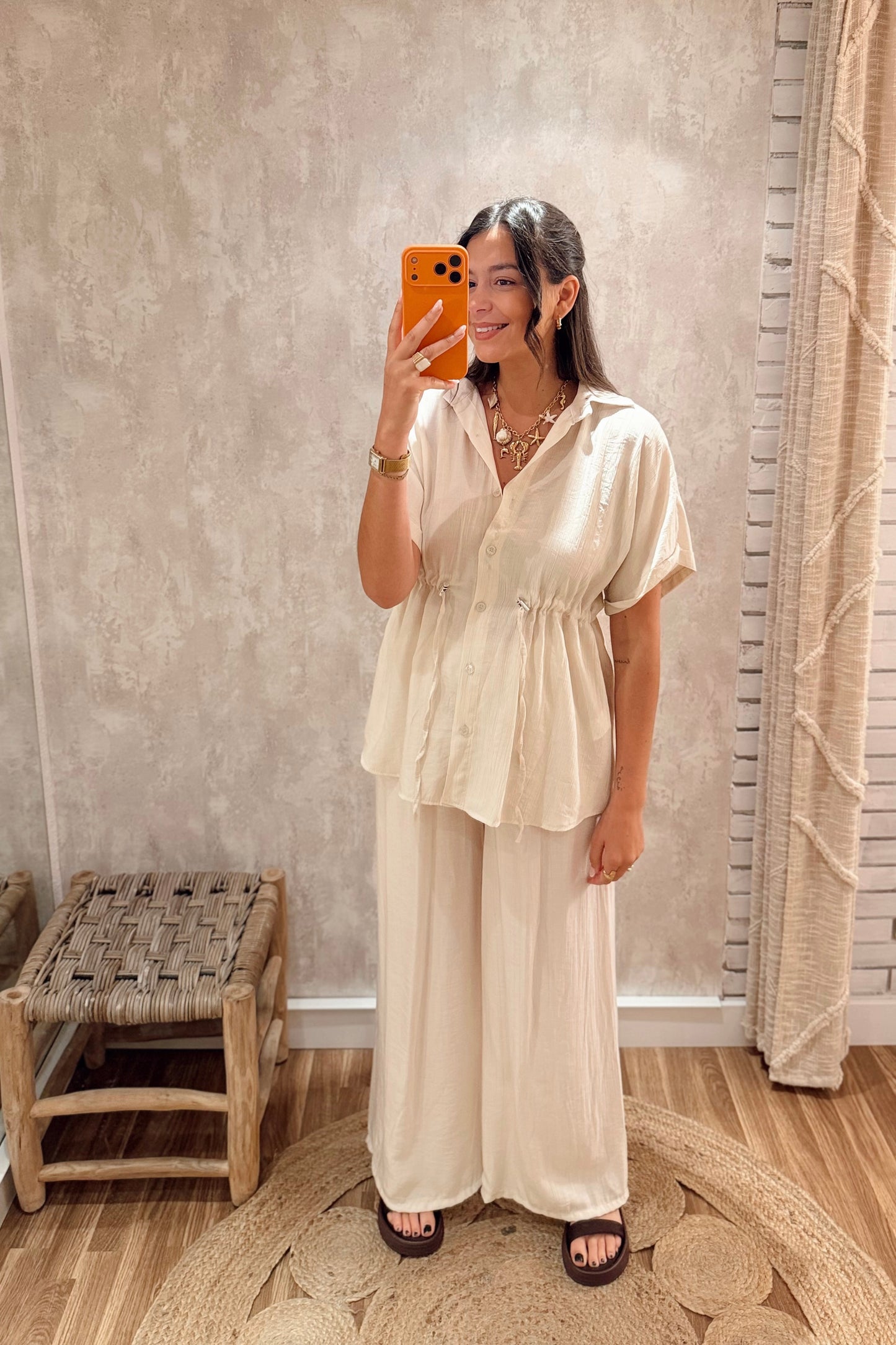 Conjunto camisa e calça