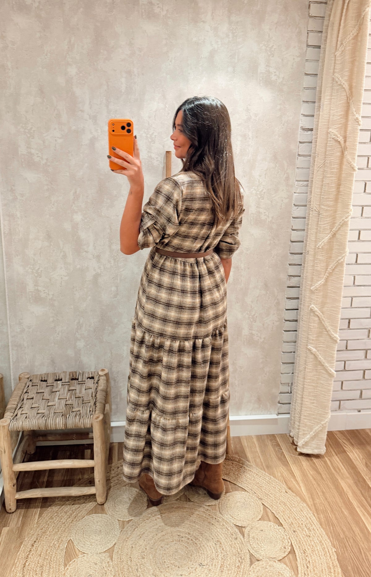 Vestido Camiseiro com Folhos