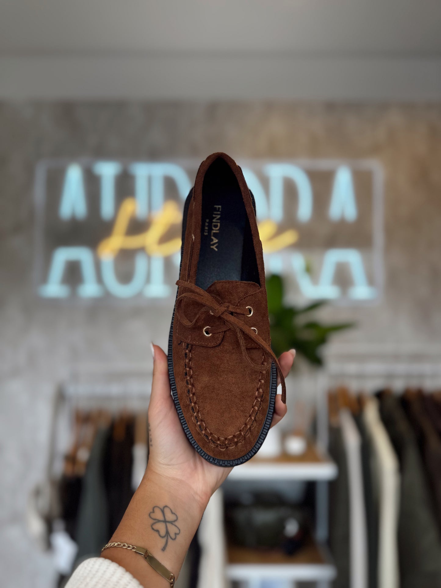 Mocassim camel