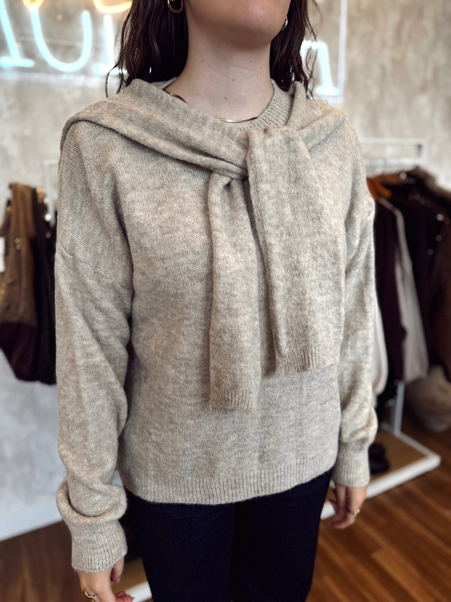 Camisola de malha com efeito de sobreposição nos ombros