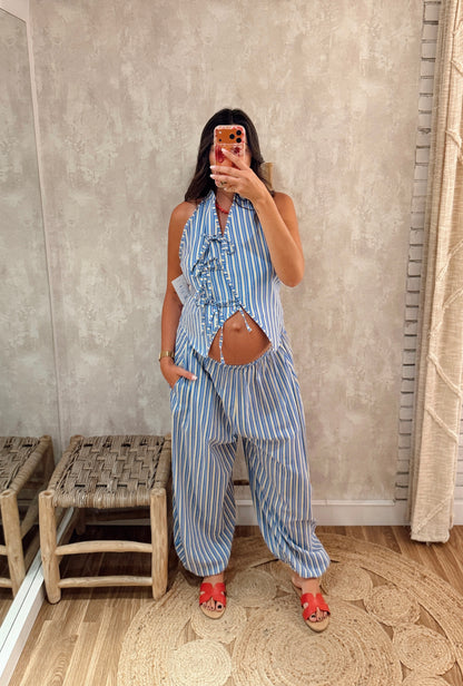 Conjunto Listado com Top de Atar e Calça Balão