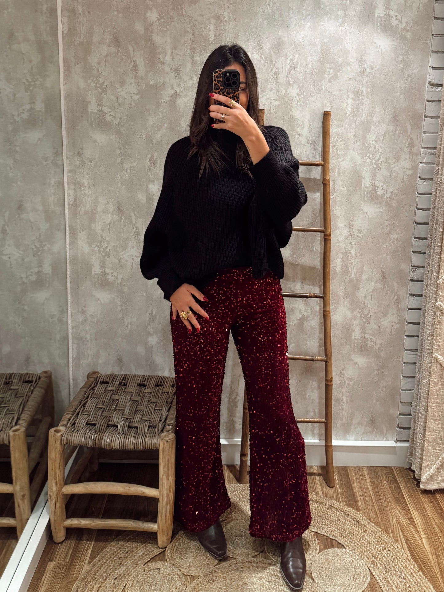 Calças de lantejoulas em tecido aveludado