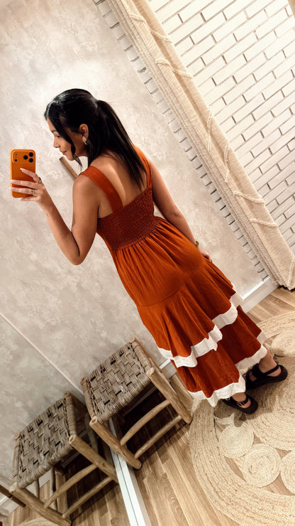 Vestido Midi Camadas