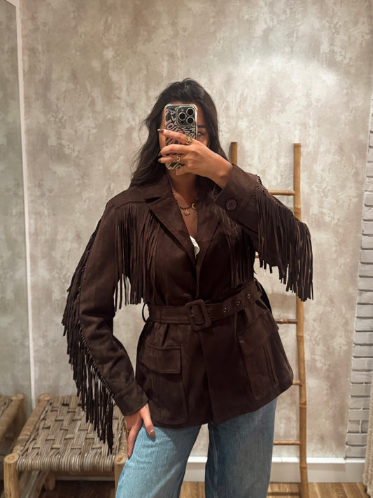 Chaqueta de ante con flecos y cinturón