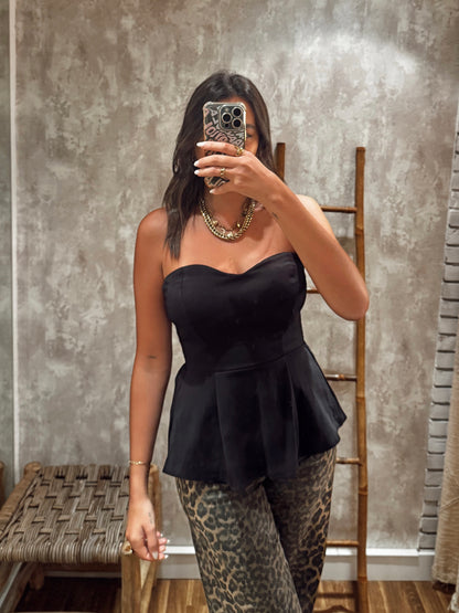 Top cai-cai c/efeito peplum na zona inferior